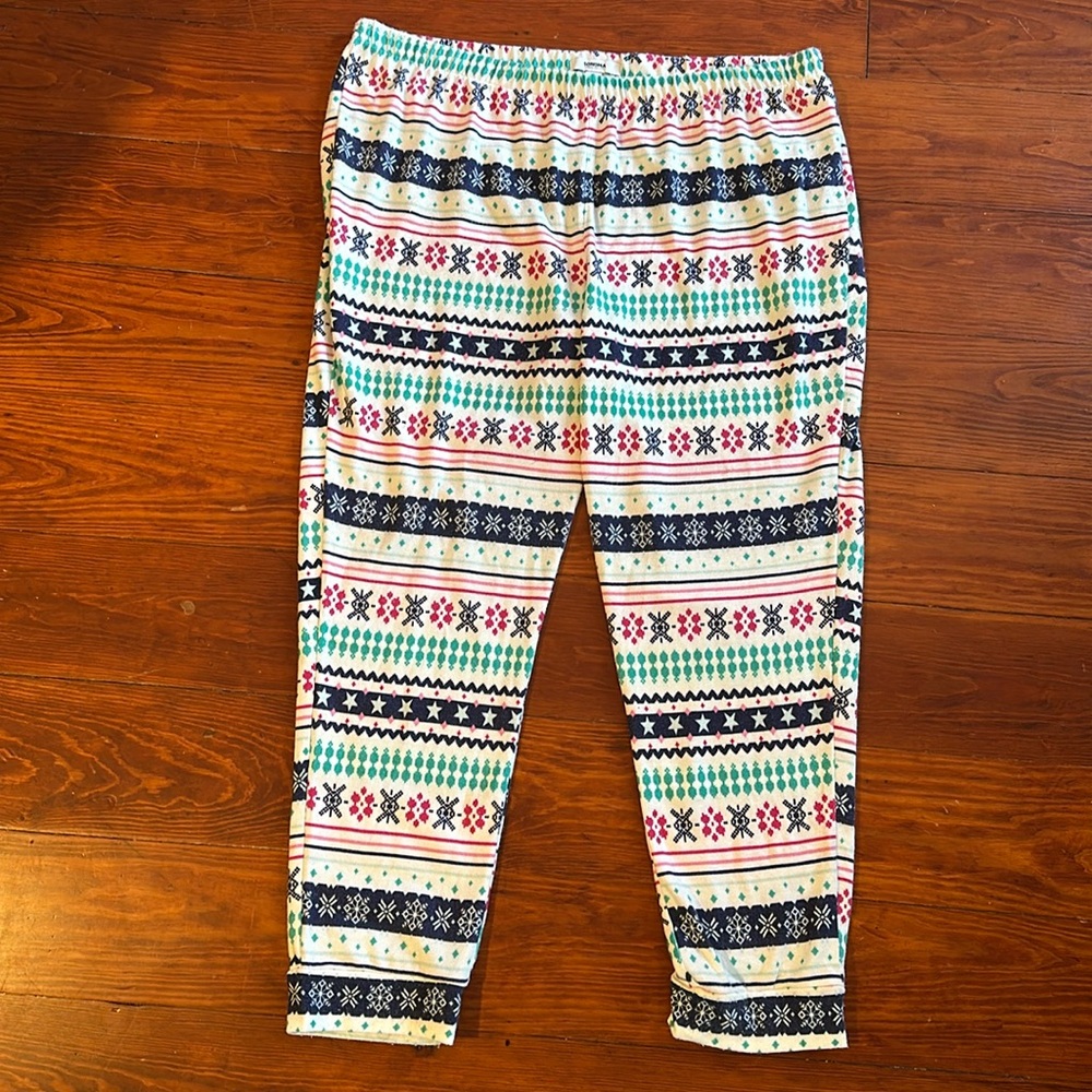 Sexy PJs OR leggings! Fair isle print. Stretchy. Silky soft. Winter pattern.